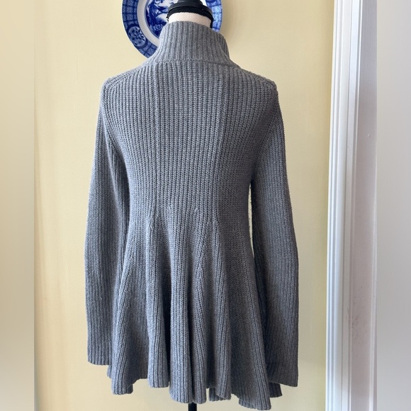 Theory | Gray Cashmere Blend Swing Cardigan Jacket - Picture 3 of 10